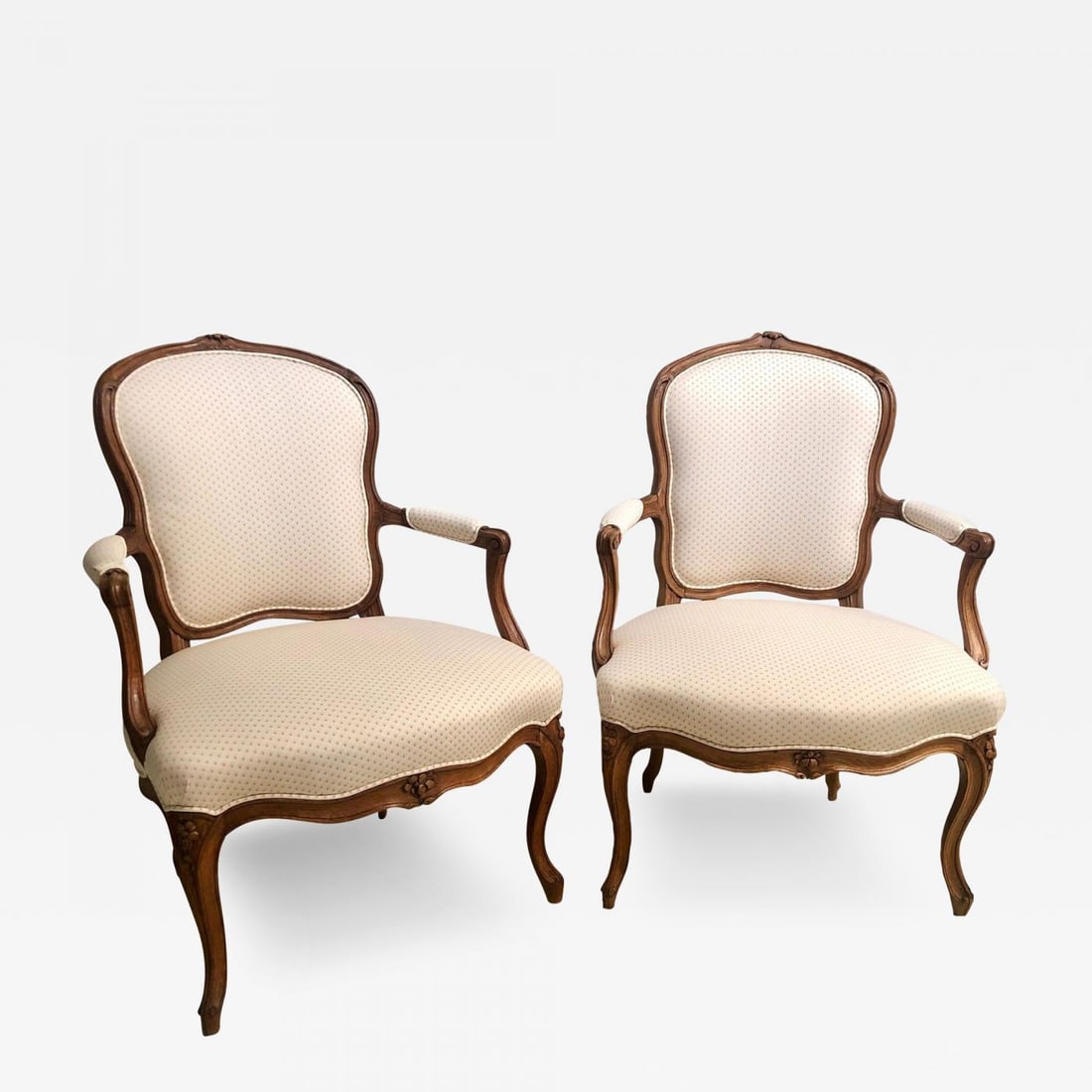 18th Century Pair of Beechwood Fauteuils or Armchairs with Provenance (1 of 13)
