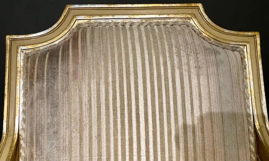 Set of Eight Louis XVI Style Dining Chairs Painted and Parcel-Gilt, Jansen Style - 11