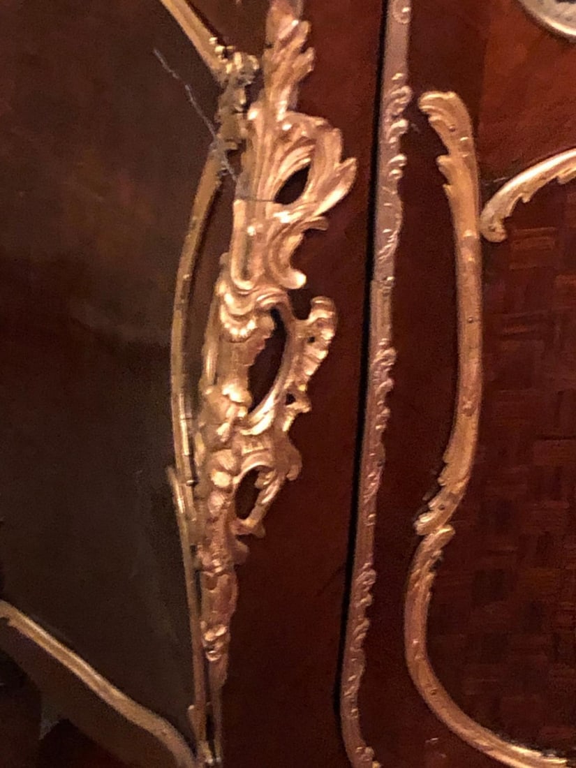 Linke Style Louis XV Curio / Vitrine Cabinet 19th-20th Century, Bombe Inlaid - 10