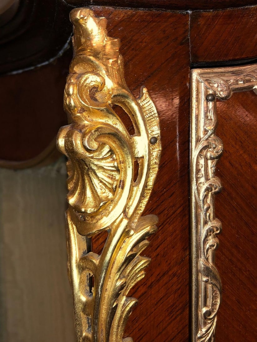 Linke Style Louis XV Curio / Vitrine Cabinet 19th-20th Century, Bombe Inlaid - 7