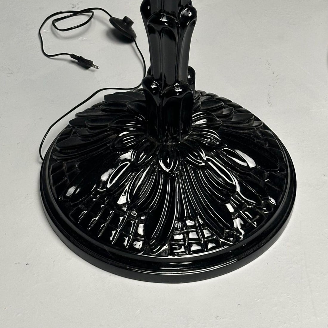 Serge Roche Style, Mid-Century Modern, Palm Leaf Floor Lamps, Black Lacquer - 11