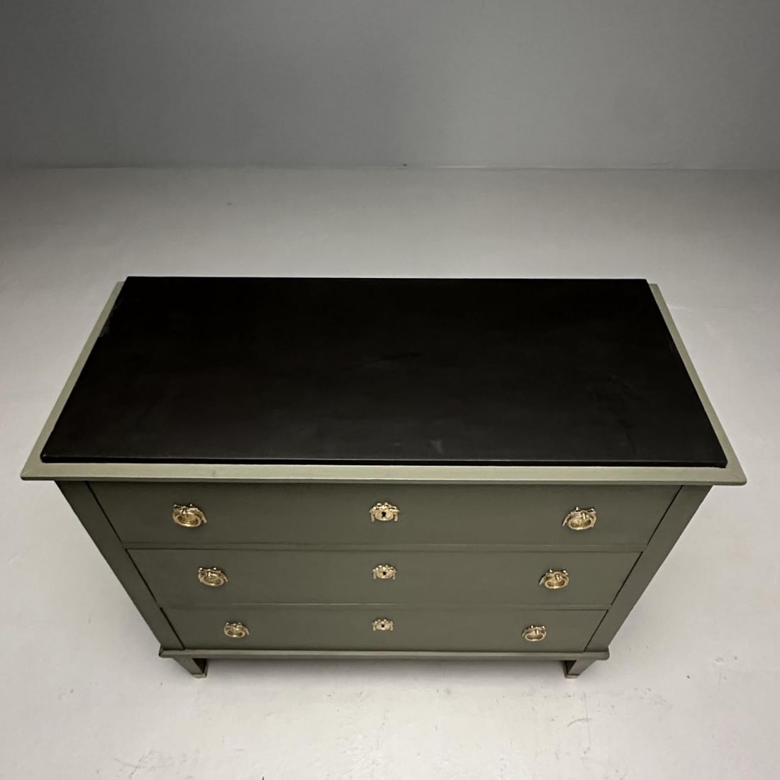 Gustavian, Swedish Commode, Green Paint, Pinewood, Brass, Sweden, 1970s - 7