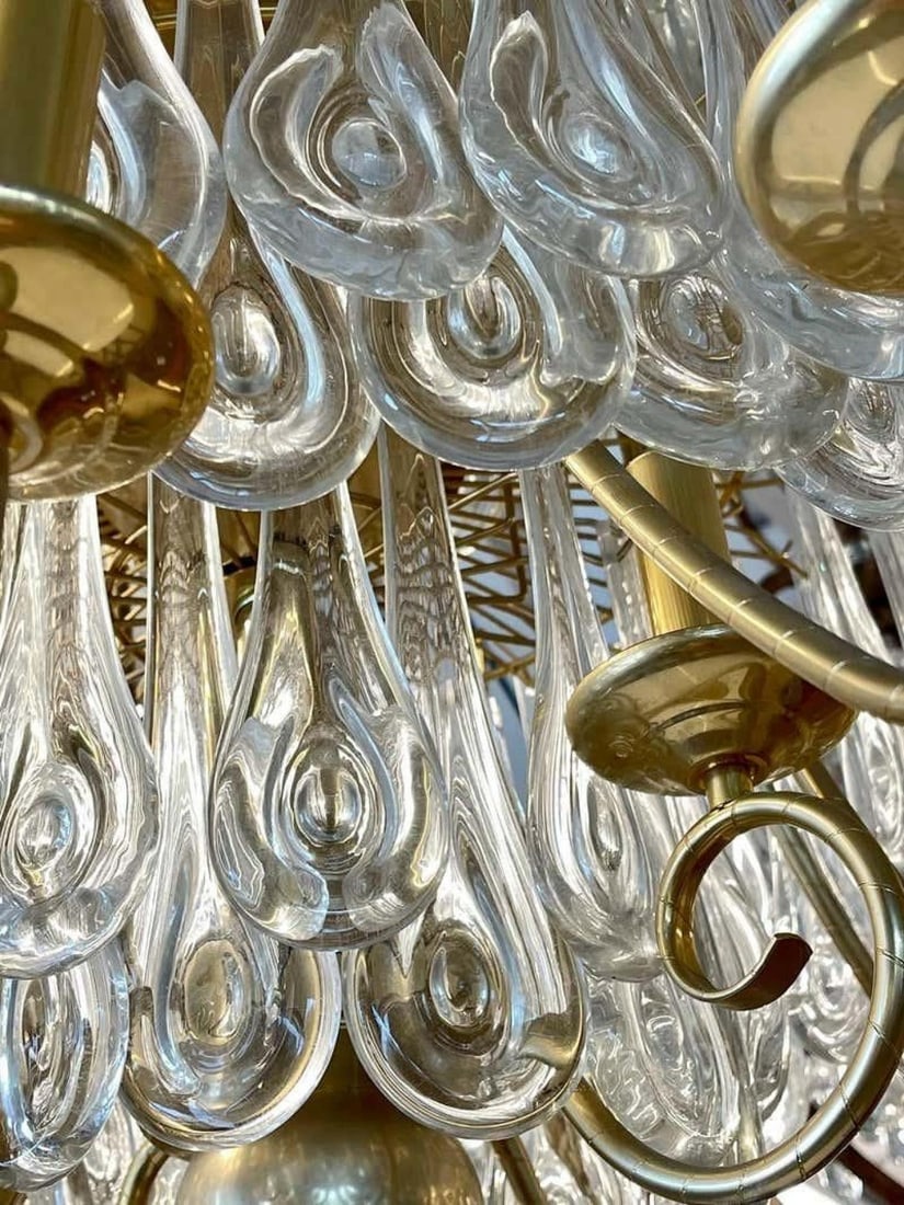 Hollywood Regency Gilt Bronze and Crystal Chandelier - 10