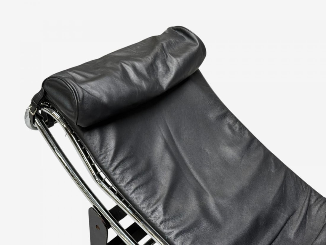 Le Corbusier Style, Mid-Century Modern, Black Leather, Chaise Lounge, 20th C. - 6