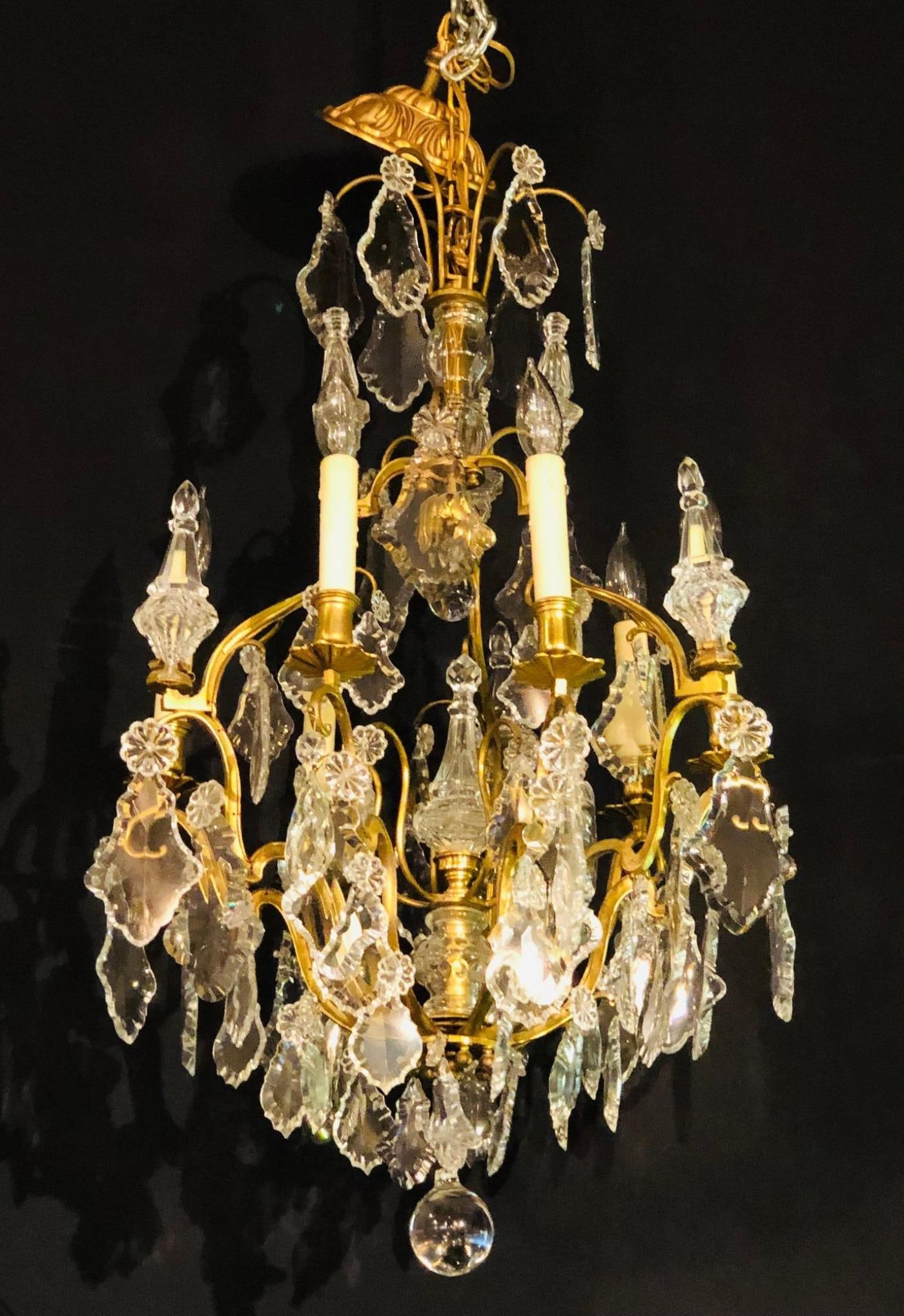 French Bronze and Crystal Gilt Chandelier, Louis XVI Style - 4