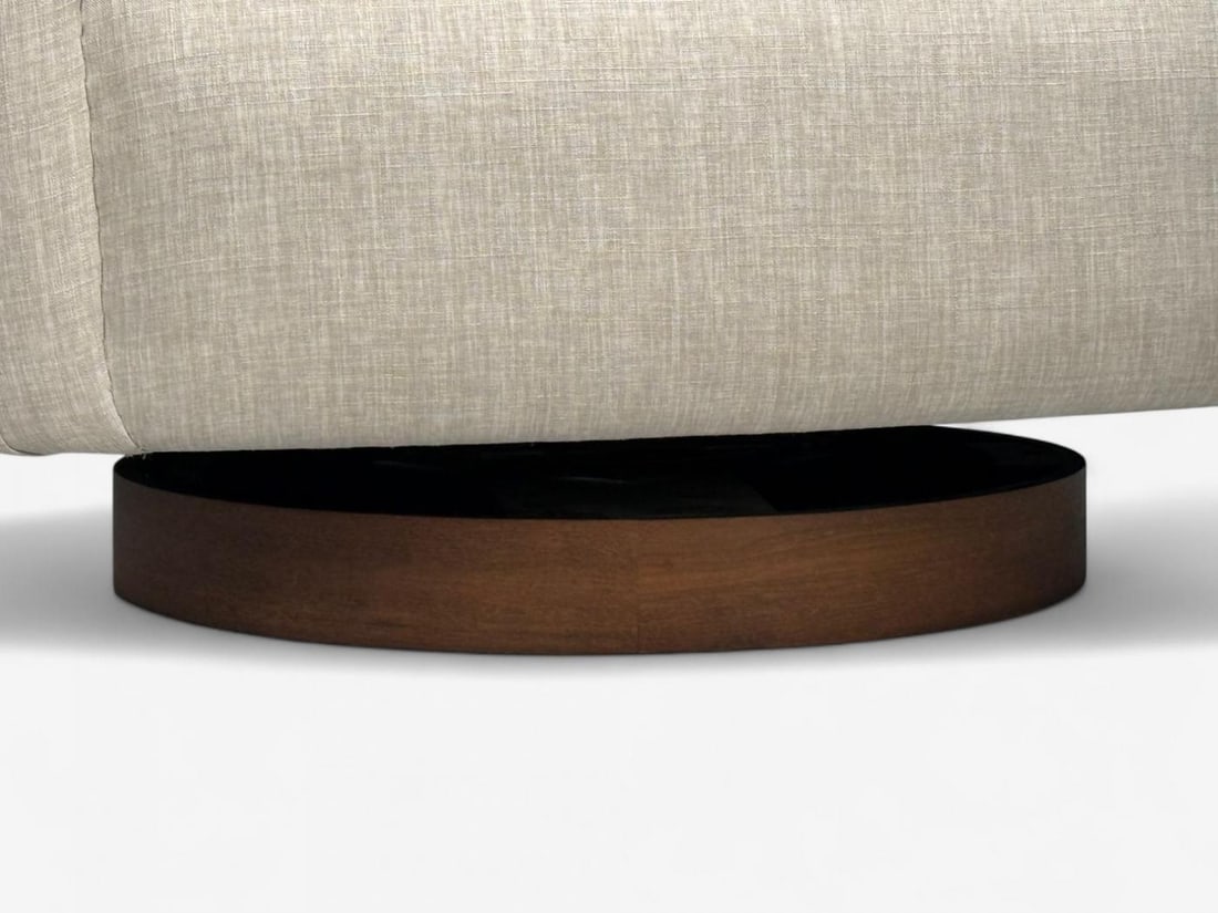 Milo Baughman, Beige Upholstery, Walnut, Tilt & Swivel Chairs, USA, 1970s - 11