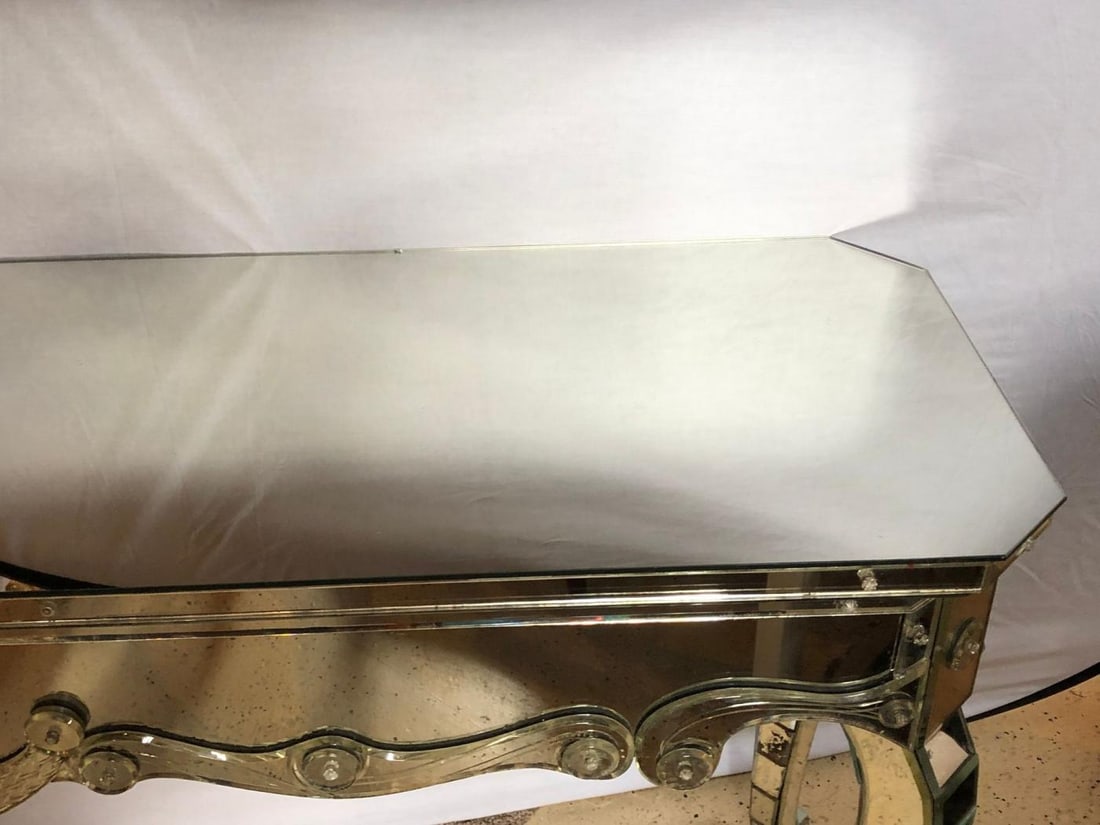 Hollywood Regency Mirrored Console with Applied Decoration and Cabriolet Legs - 10