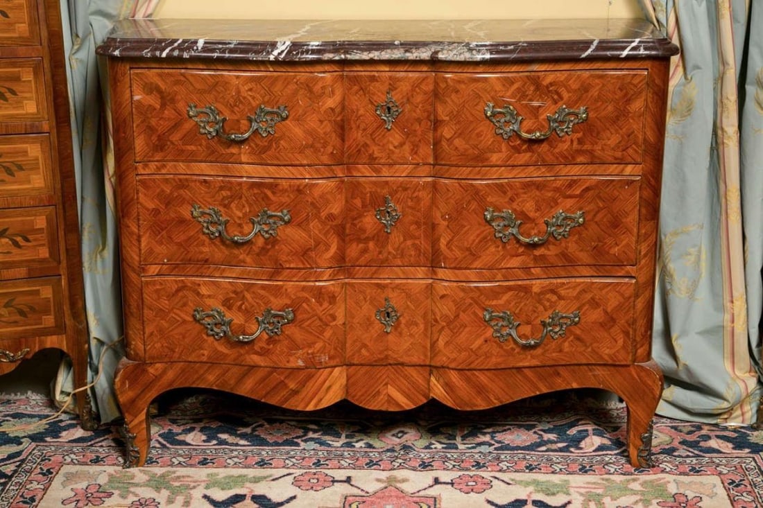 French Louis XV Style Tulipwood, Marble, Commode / Chest, France, 1930s - 10