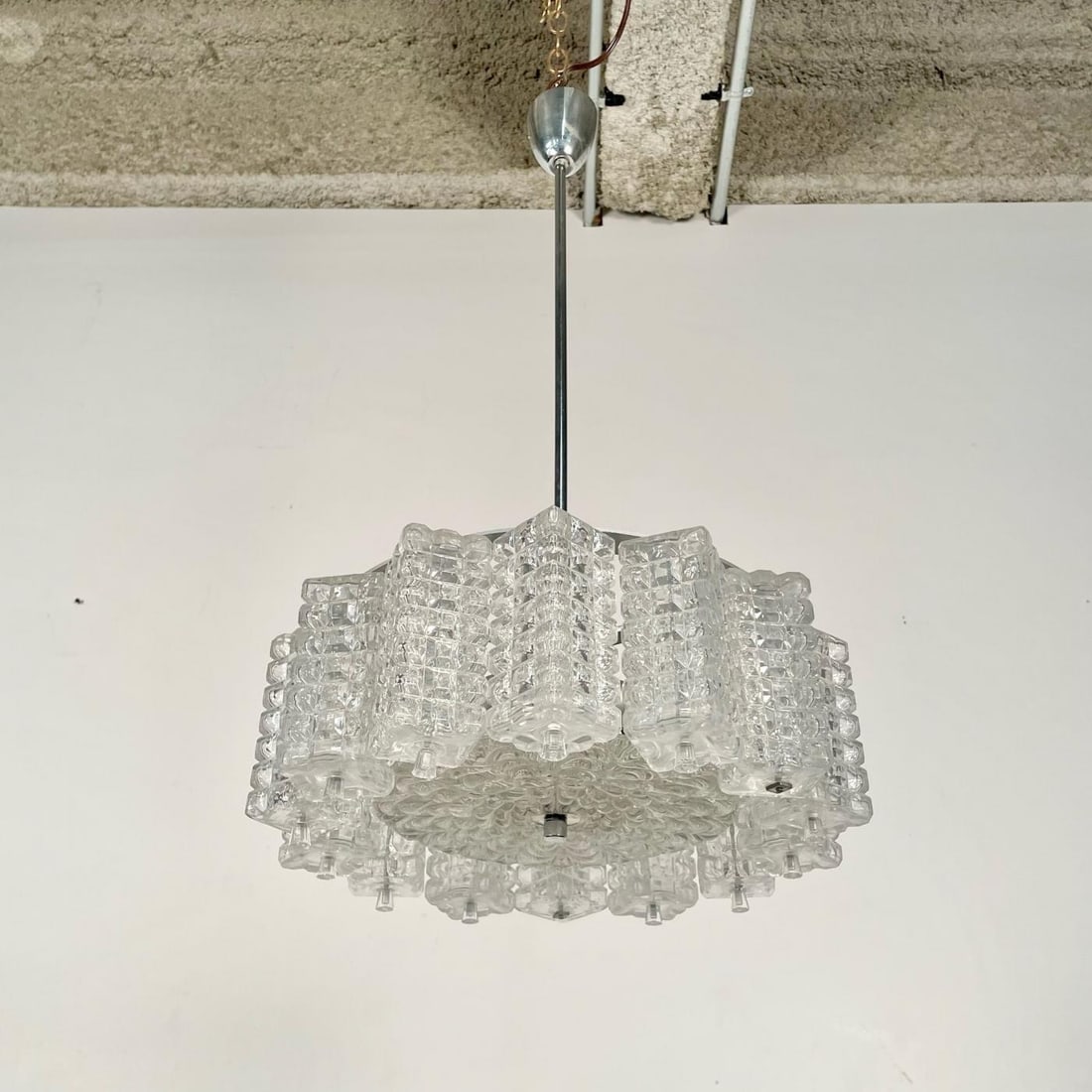 Art Deco, Crystal and Chrome Chandelier, Circa 1930s - 7