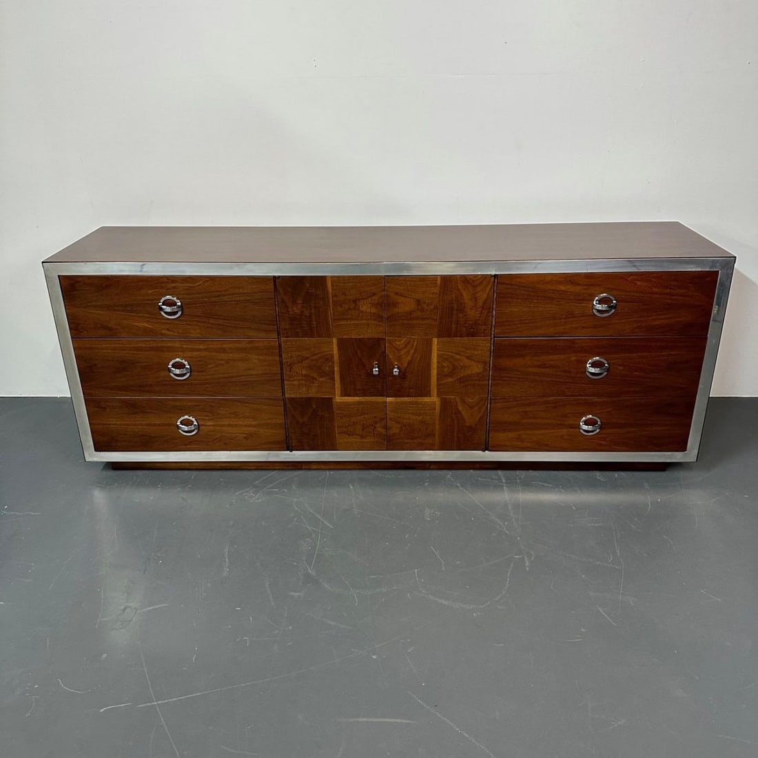 Mid-Century Modern Milo Baughman Sideboard / Dresser, Burlwood, Chrome - 4