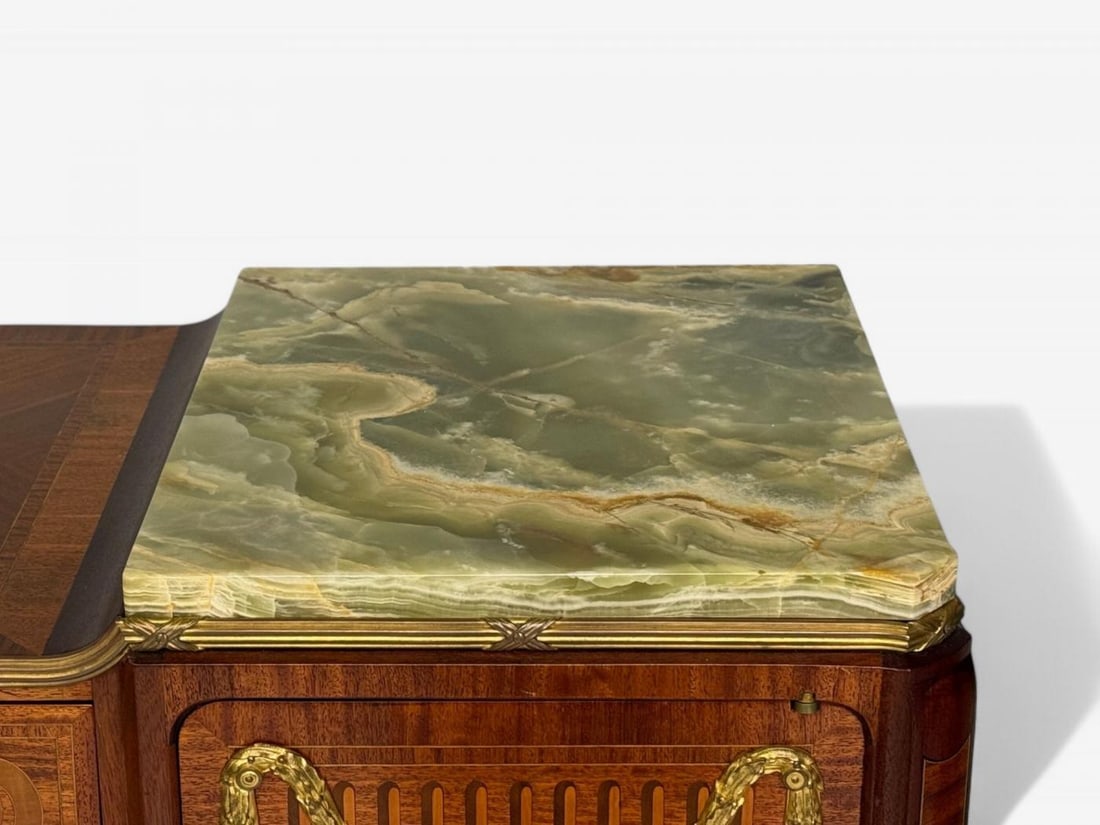 Haentges Frères, Louis XVI, Marquetry, Bronze, Vitrine Cabinets, Paris, 19th C. - 10