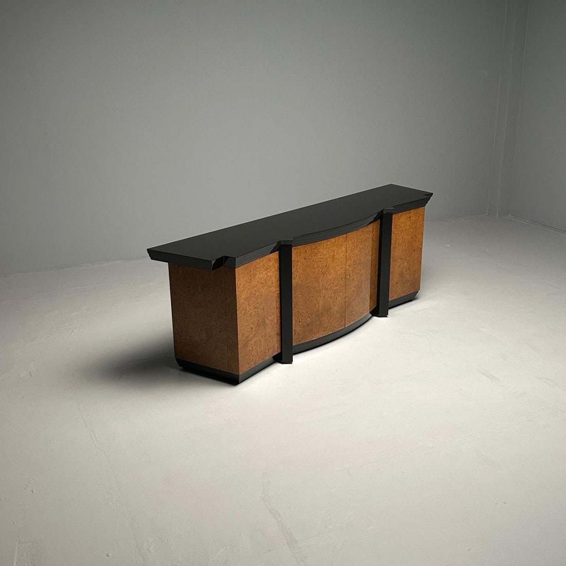 Mid-Century Modern Eva Sideboard by Vladimir Kagan Birdseye Maple, Lacquer, 1983 - 6