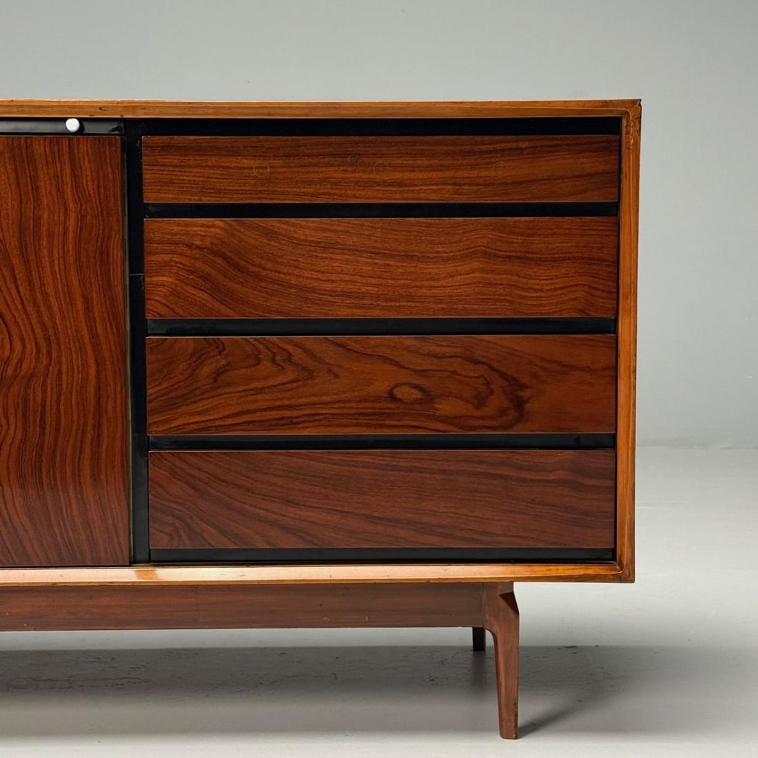 American Mid-Century Modern, Dresser, Rosewood, Walnut, United States, 1950s - 7