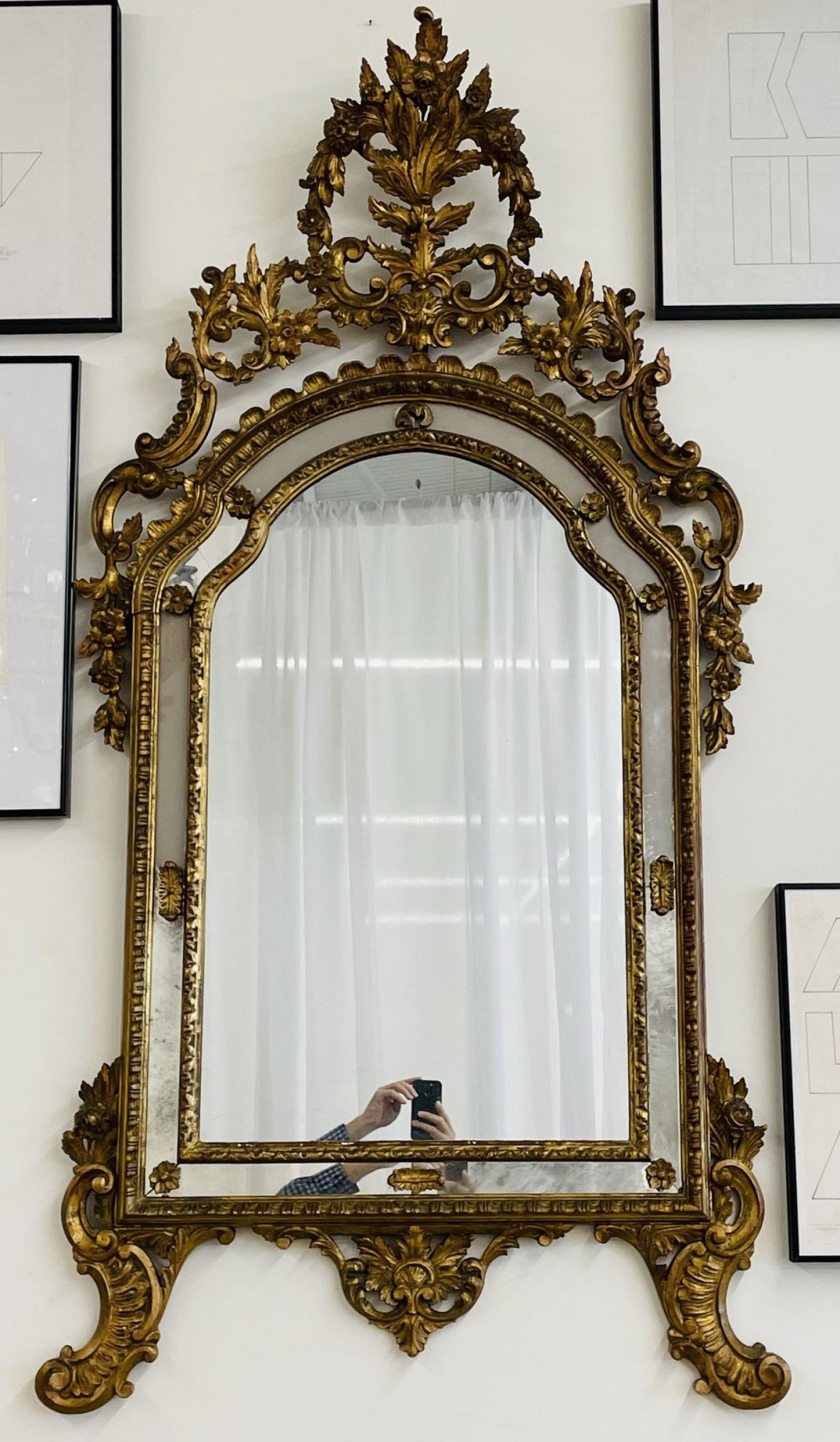 An Italian Gilt Wood Wall, Console or Pier Mirror - 3