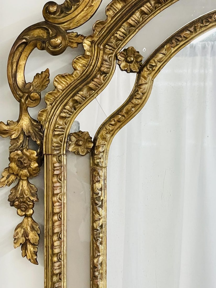 An Italian Gilt Wood Wall, Console or Pier Mirror - 7