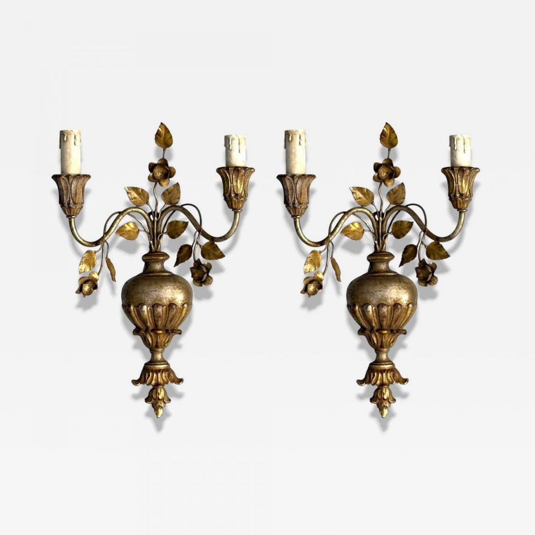 Palladio, Italian Neoclassical, Giltwood, Silver Leaf, Wall Lights, Italy, 1974 - 2