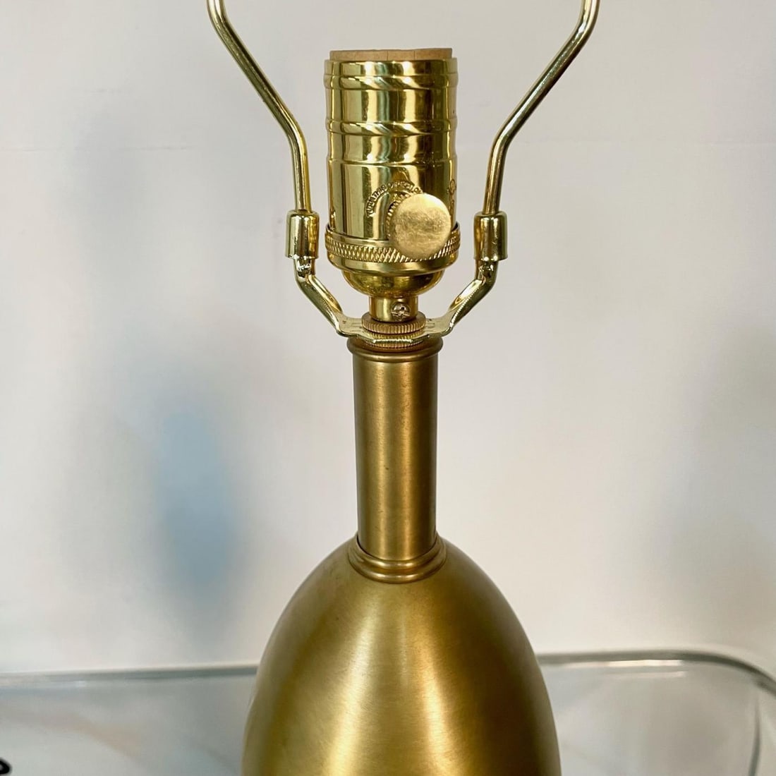 Pair of French Mid-Century Modern Sculptural Bronze Table / Desk Lamps - 8