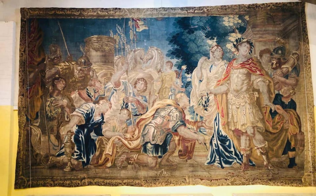 17th Century Flemish Tapestry Daris at Constantinople - 12