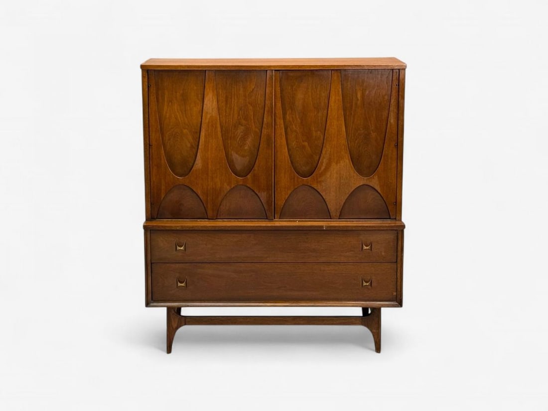 Broyhill Brasilia, Mid-Century Modern, Walnut, Brass, Highboy, USA, 1960s - 4