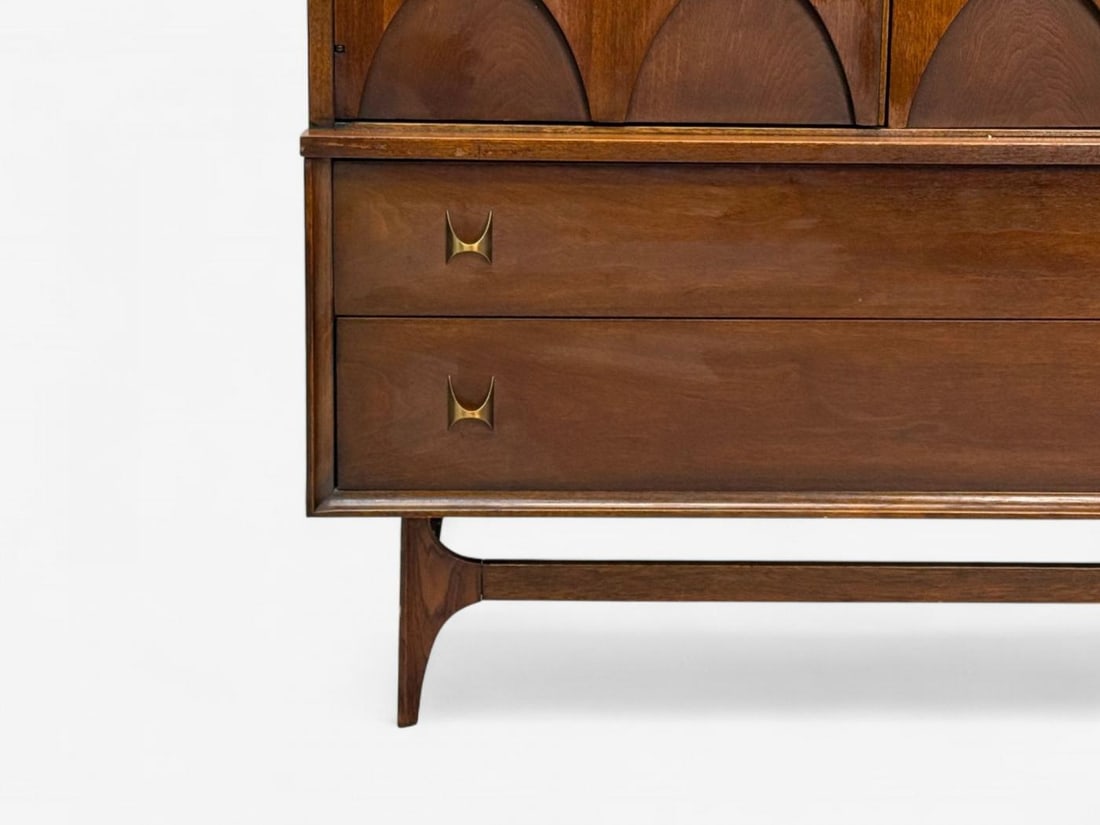 Broyhill Brasilia, Mid-Century Modern, Walnut, Brass, Highboy, USA, 1960s - 9