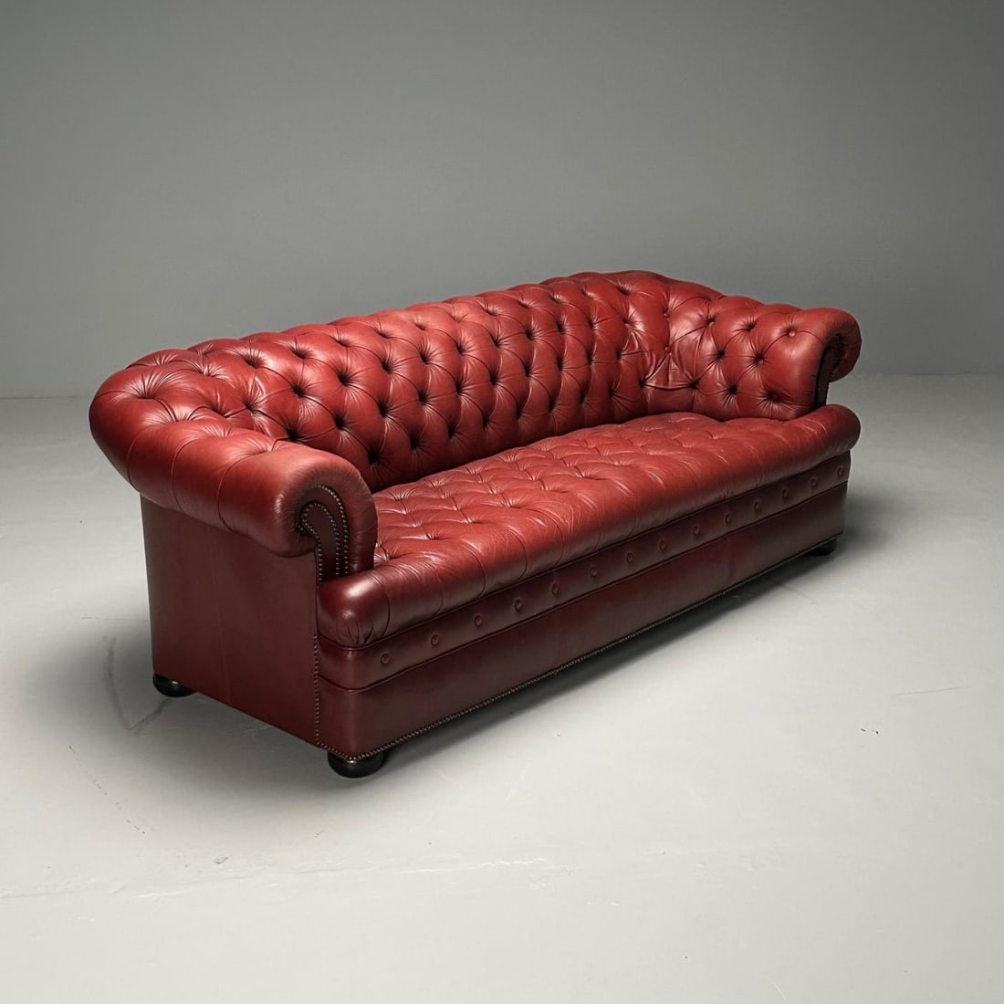 Georgian, Chesterfield Sofa, Tufted, Red Distressed Leather, Bun Feet, 2000s - 6