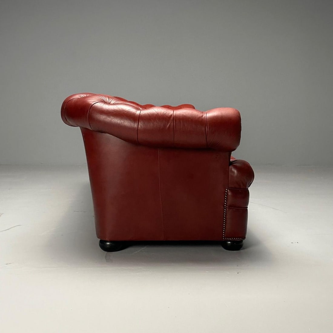 Georgian, Chesterfield Sofa, Tufted, Red Distressed Leather, Bun Feet, 2000s - 7