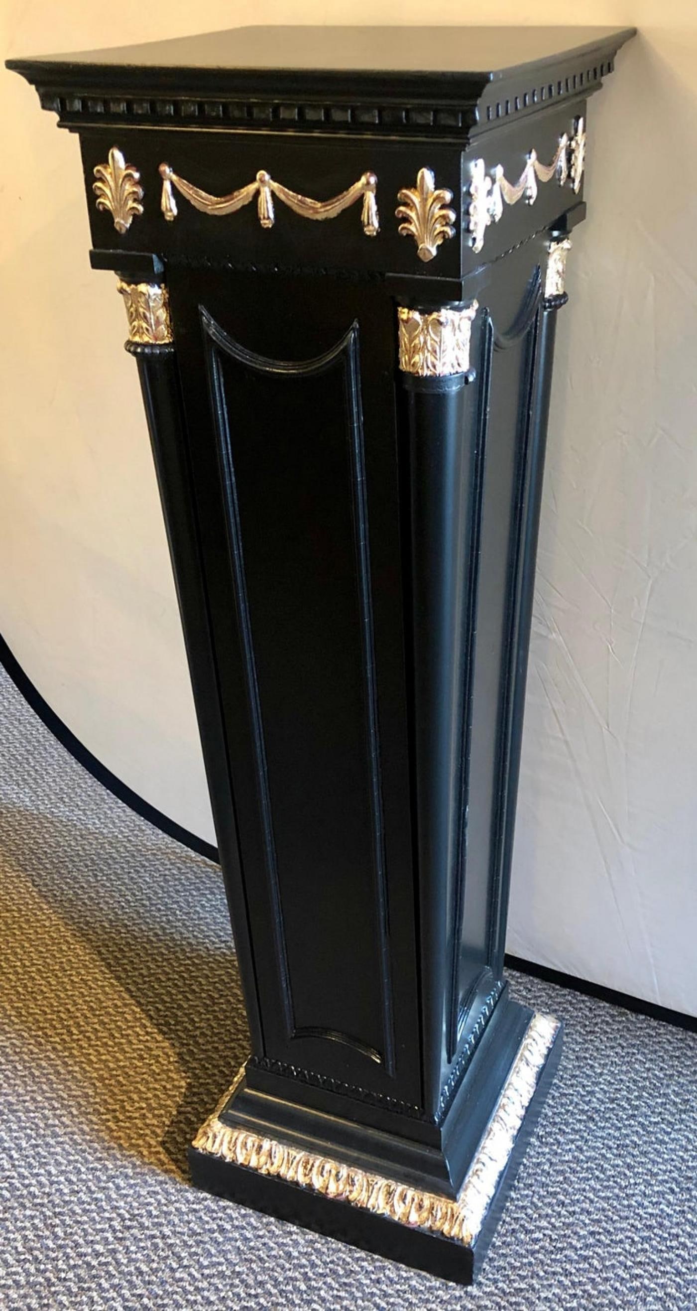 Hollywood Regency Neoclassical Style Pedestal Ebonized and Parcel Gilt Decorated - 3