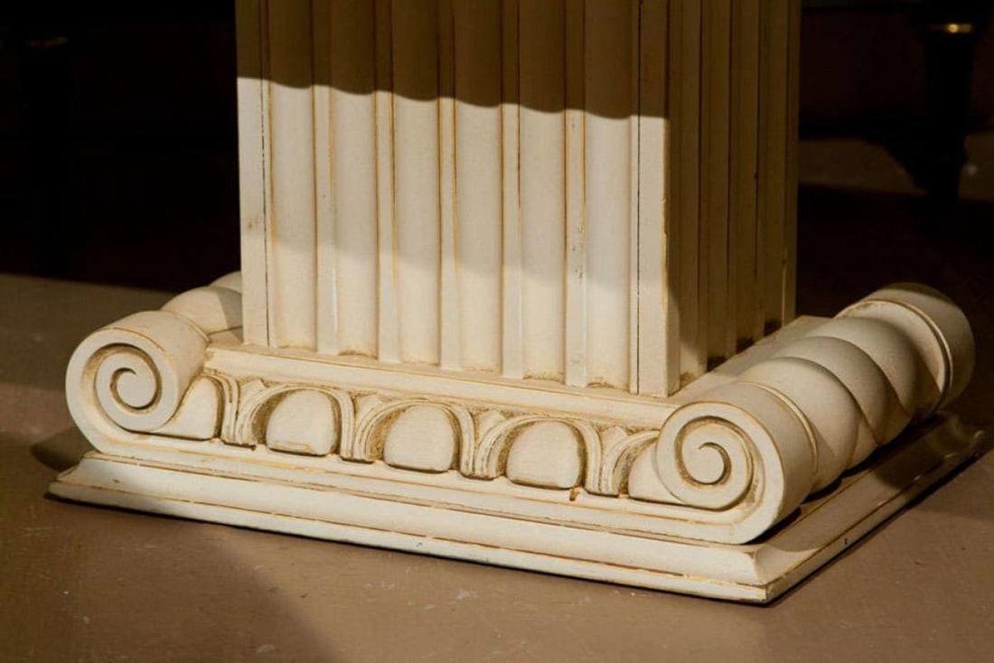 Grosfeld House Style Glass Top Coffee Table - 4