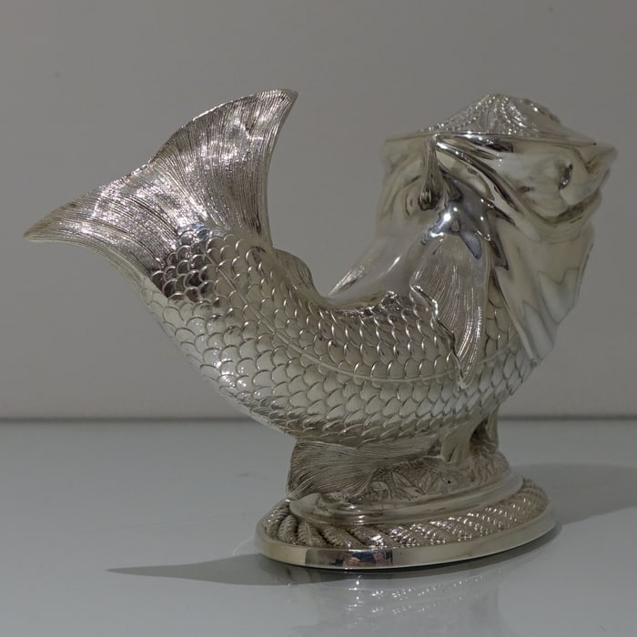 19th Century Antique Victorian Silver-plate Fish Formed Spoon Warmer Circa 1885 James Dixon & Sons - 5