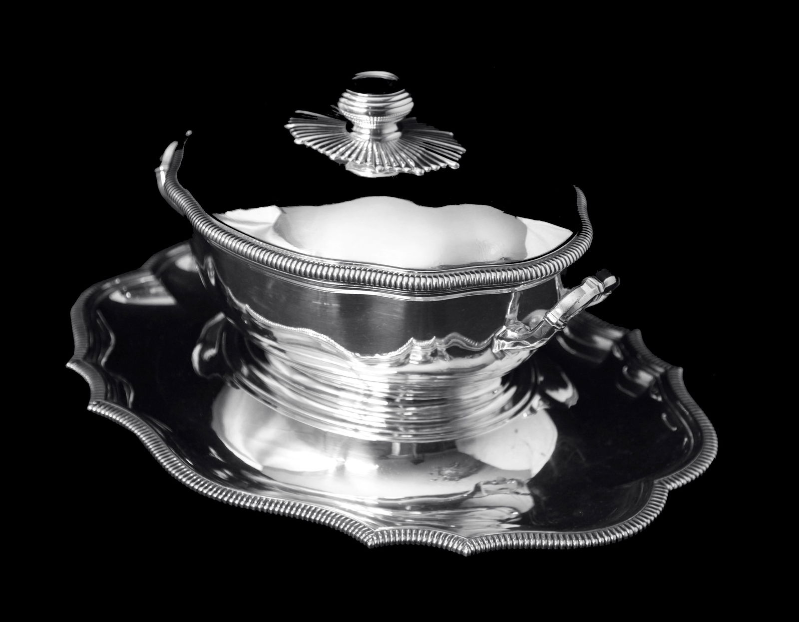 Puiforcat (Hermes) - 4pc. Antique French 950 Sterling Silver Covered Soup / Stew Tureen with - 3