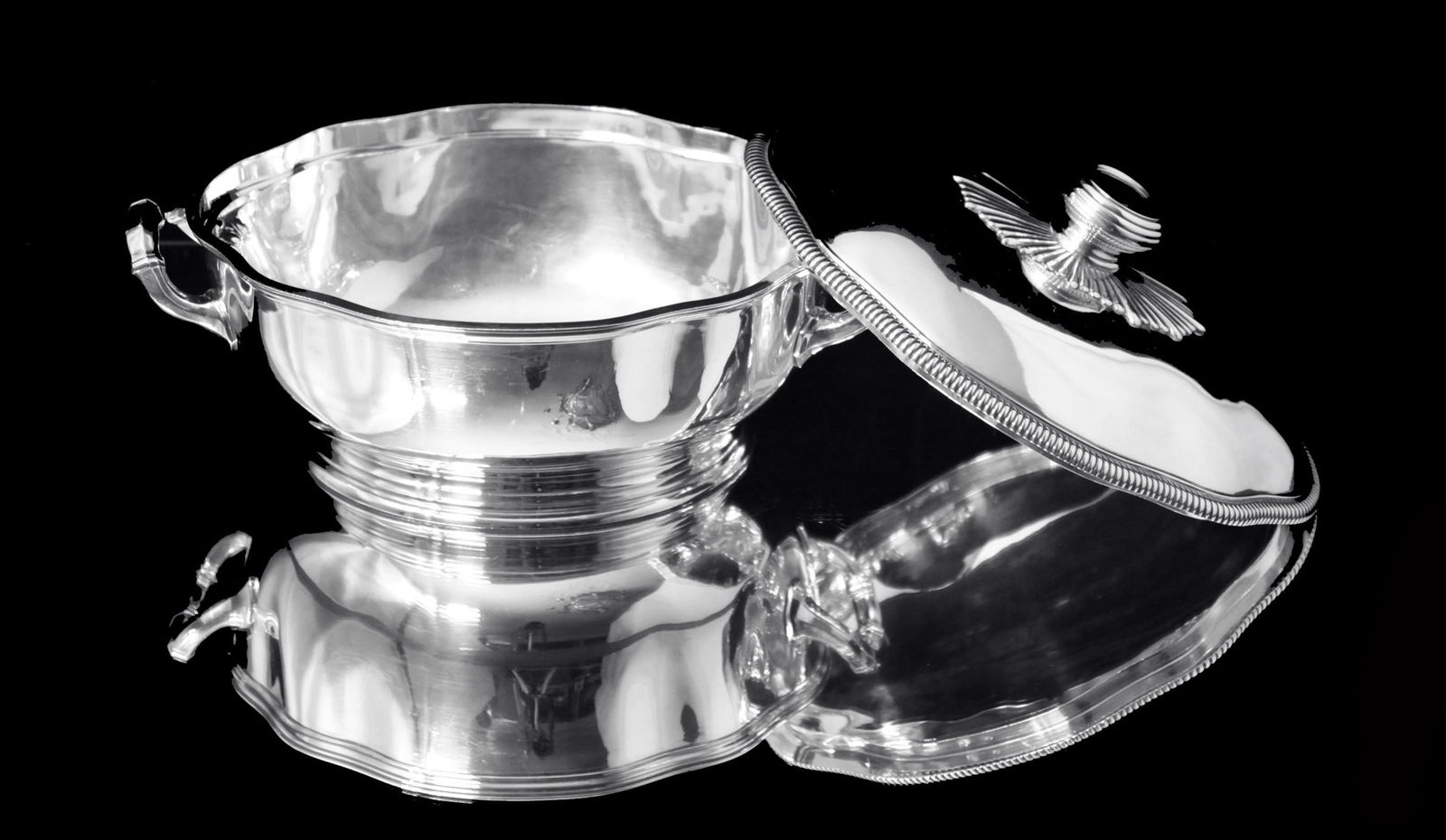 Puiforcat (Hermes) - 4pc. Antique French 950 Sterling Silver Covered Soup / Stew Tureen with - 7