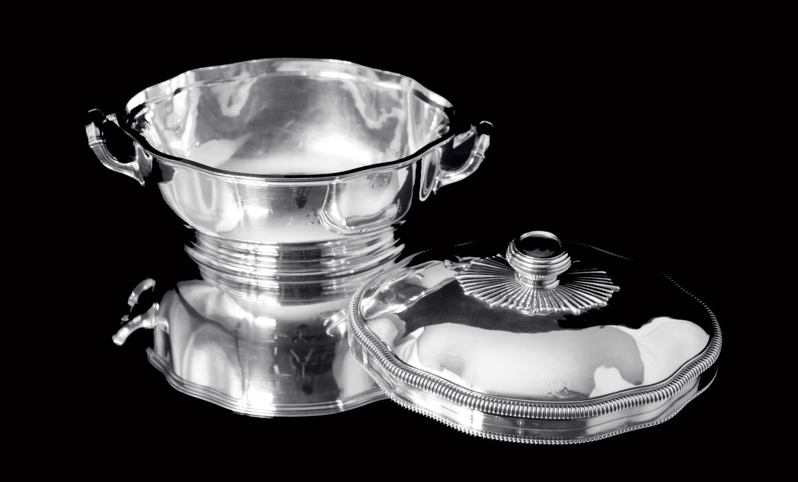 Puiforcat (Hermes) - 4pc. Antique French 950 Sterling Silver Covered Soup / Stew Tureen with - 8
