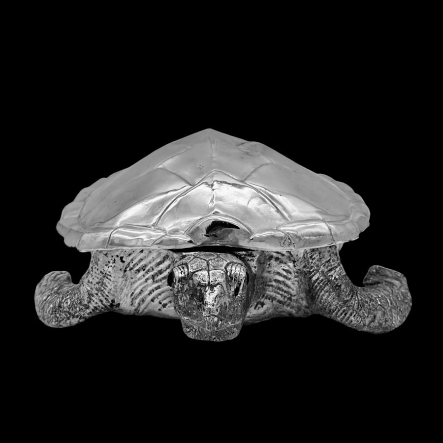 Mid 20th Century Modern Silverplate Large Turtle Box Circa 1950 - 3