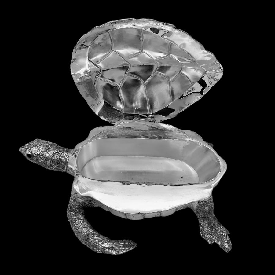 Mid 20th Century Modern Silverplate Large Turtle Box Circa 1950 - 5