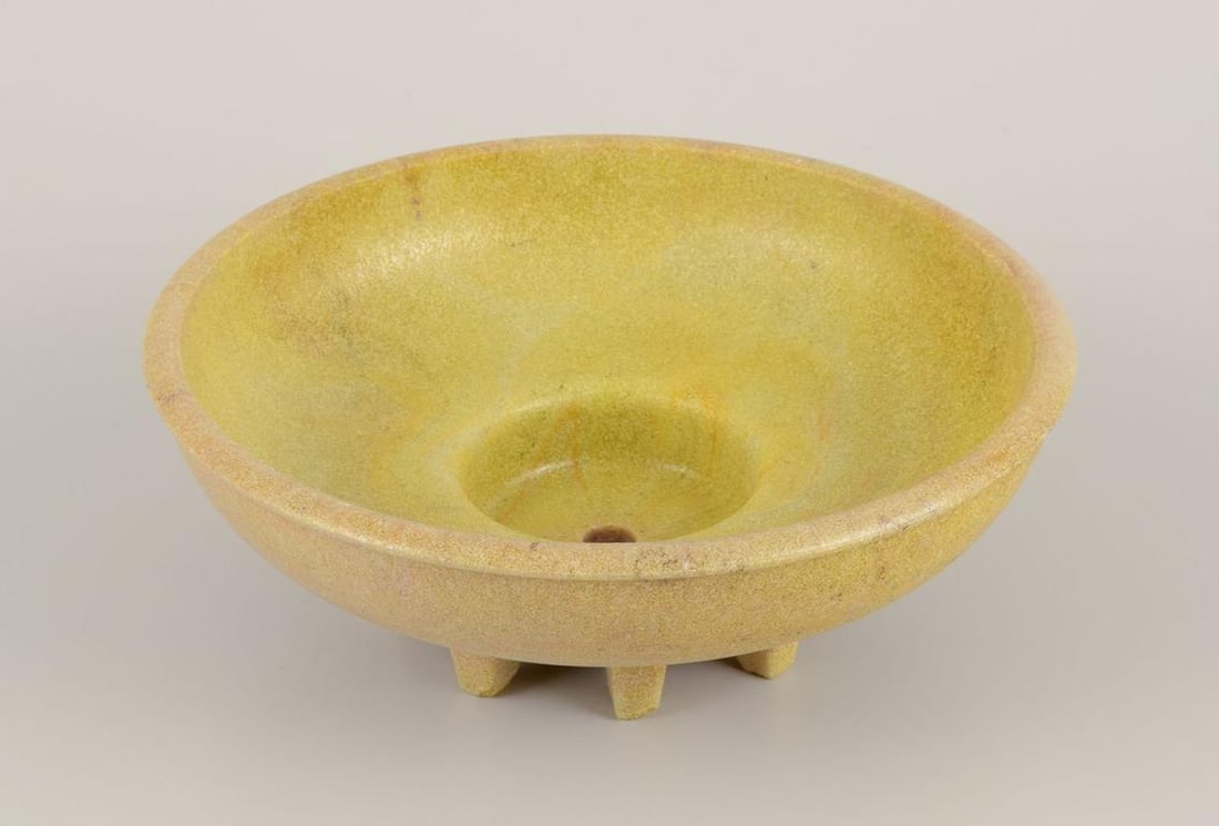 A. D. Copier, Dutch ceramicist. Ceramic flower pot. Industrial design. 1930s/40s - 2