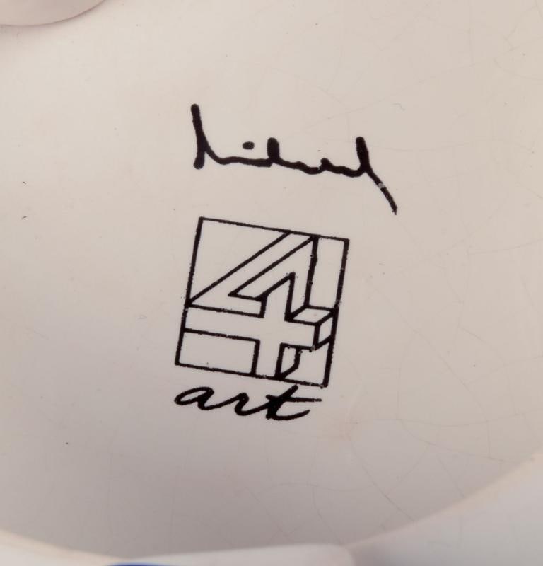 French studio ceramicist. Two ashtrays in faience. Abstract futuristic style. Late 20th C. - 8