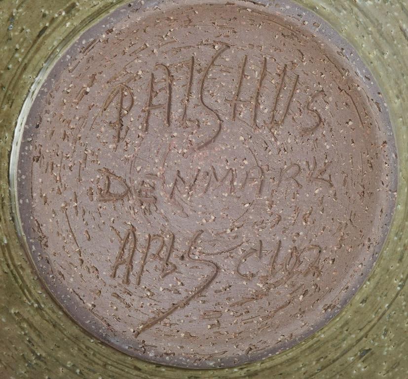 Annelise and Per Linnemann-Schmidt for Palshus. Ceramic dish with glaze in green and blue tones. - 5