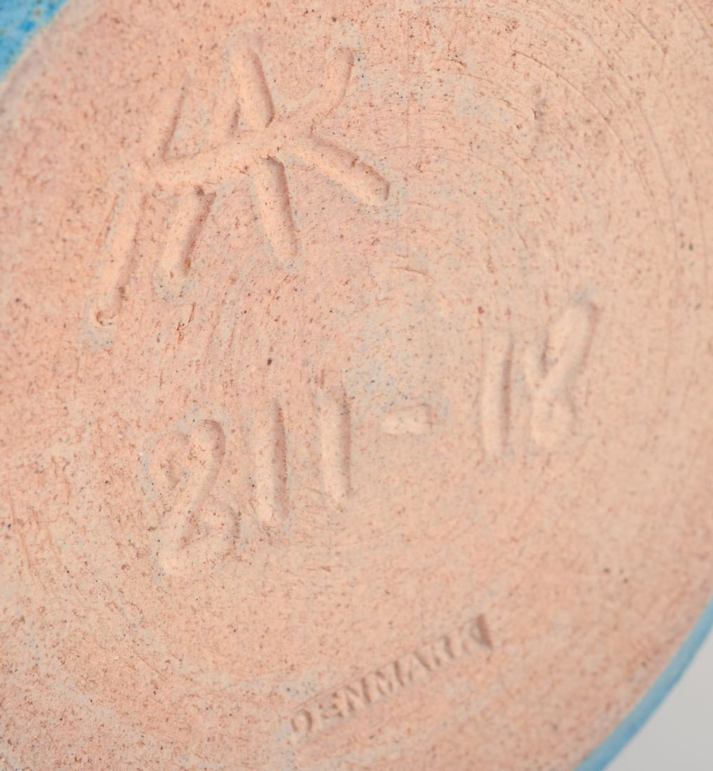 Nils Kähler for Kähle. Cylindrical ceramic vase with azure glaze. 1960s/70s. - 7