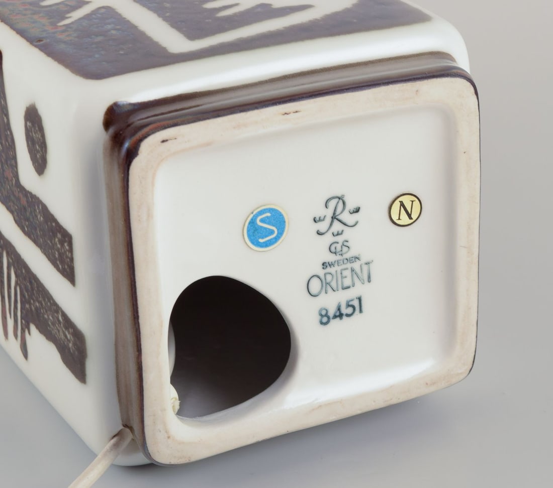 Carl Harry Stålhane for Rörstrand. Large "Orient" ceramic table lamp. Japanese style. - 8