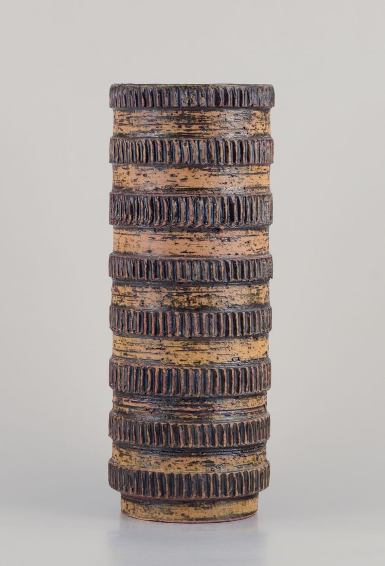 German floor vase in ceramic. Chamotte clay. Approx. 1960s (1 of 8)