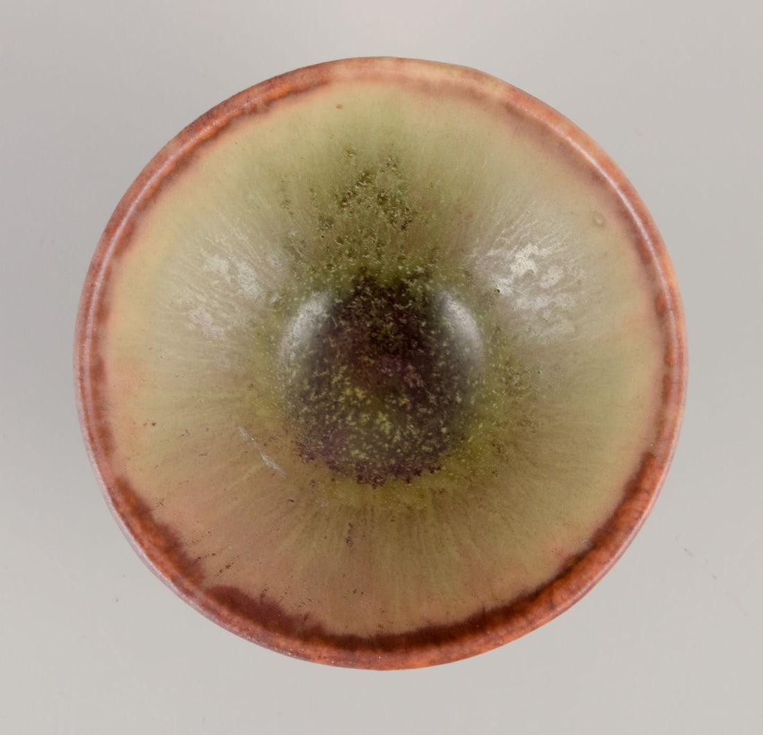 Carl Harry Stålhane for Rörstrand, miniature bowl. Glaze in greenish tones. Mid-20th C. - 4