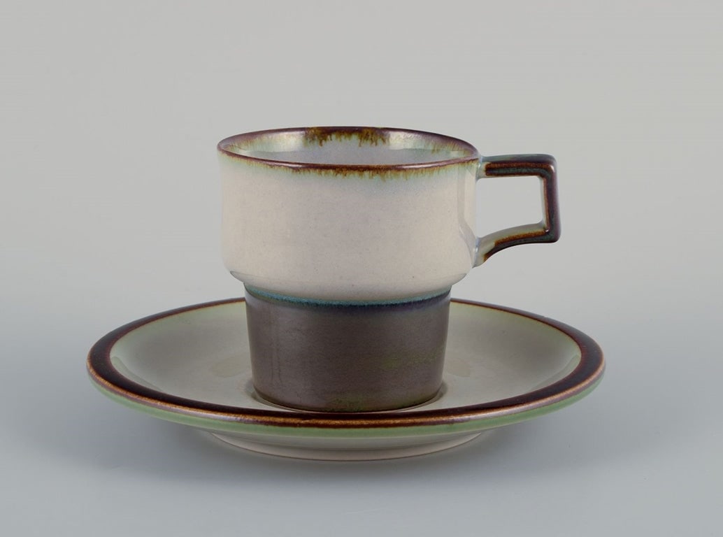 Bing & Grøndahl, Tema. Four sets of coffee cups and saucers in stoneware. 1970s. - 2