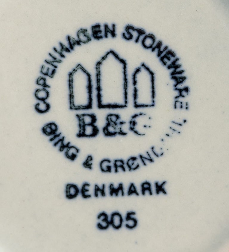 Bing & Grøndahl ”Colombia”. Four pairs of coffee cups & saucers in stoneware, with - 9