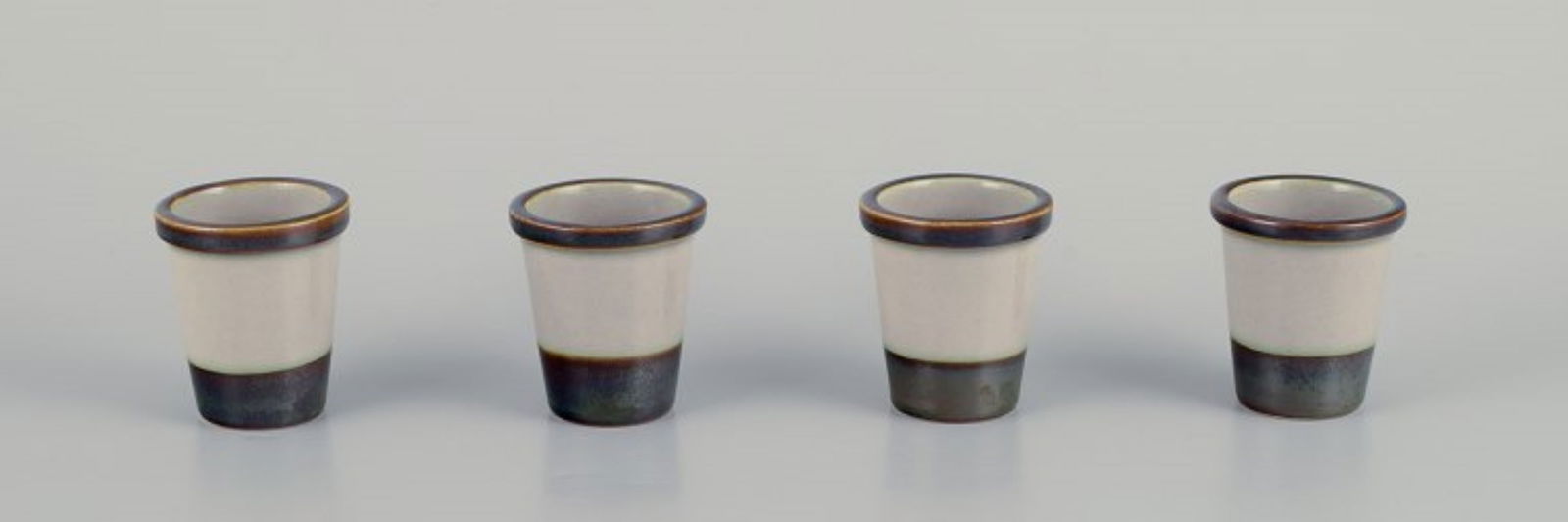 Bing & Grøndahl, Tema. Four egg cups in stoneware. From the 1970s. (1 of 4)