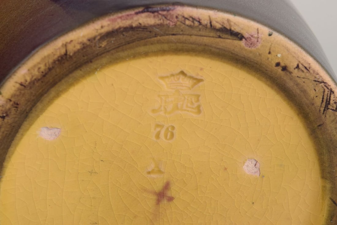 Ipsen's, Denmark. Large table lamp in ceramic. Motif of peacocks sitting in a tree. Approx. 1920 - 8