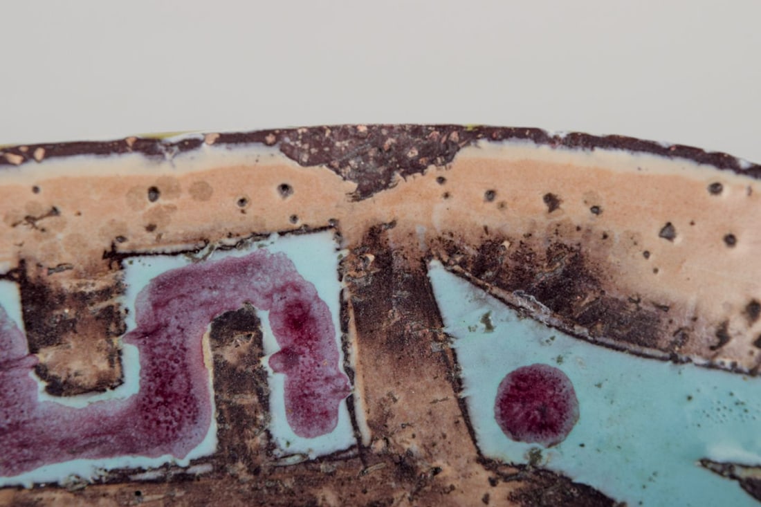 Mari Simmulson for Upsala Ekeby. Ceramic bowl with a woman's face and birds motif. 1960s - 6