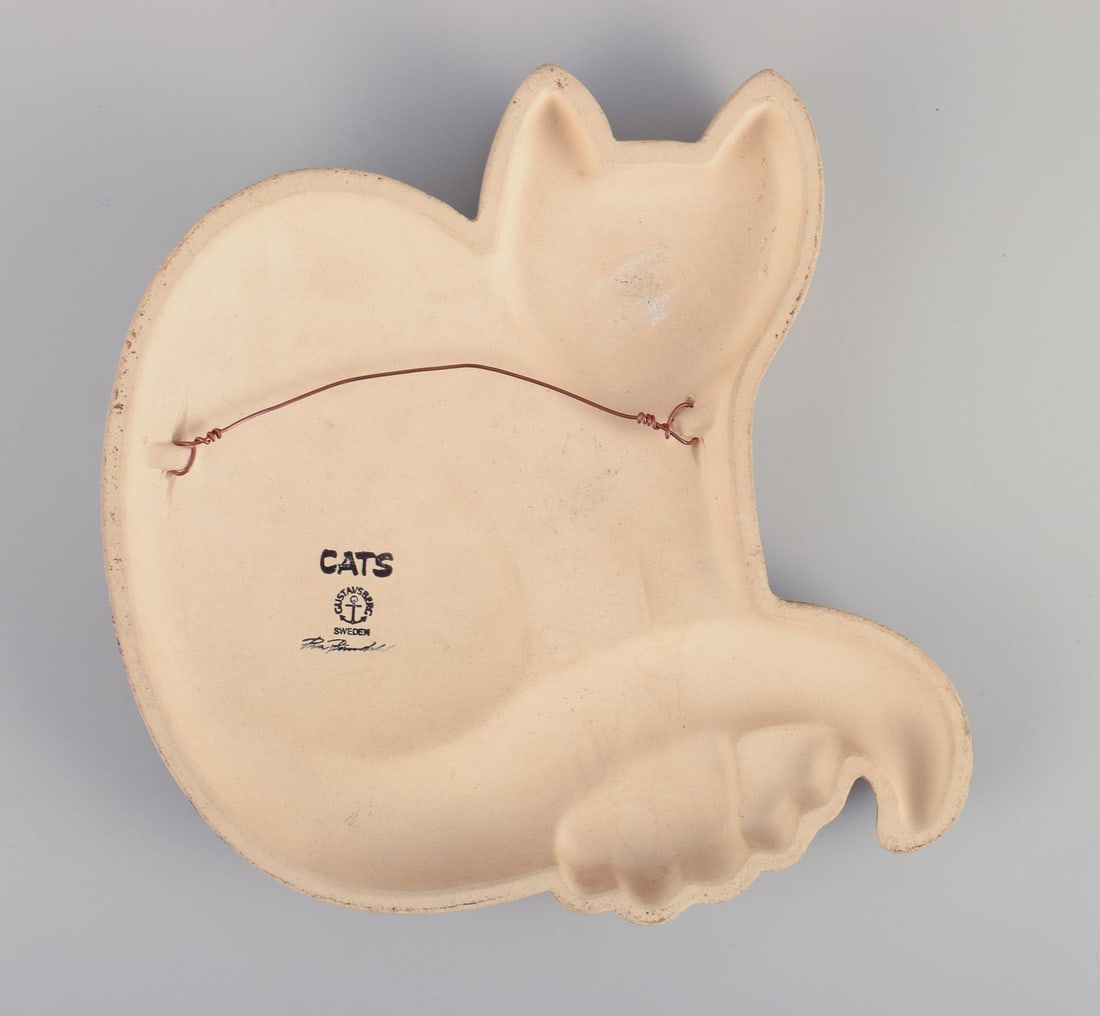 Pia Rönndahl for Gustavsberg, Sweden. Rare ceramic relief from the "Cats" series. Late 20th C. - 5