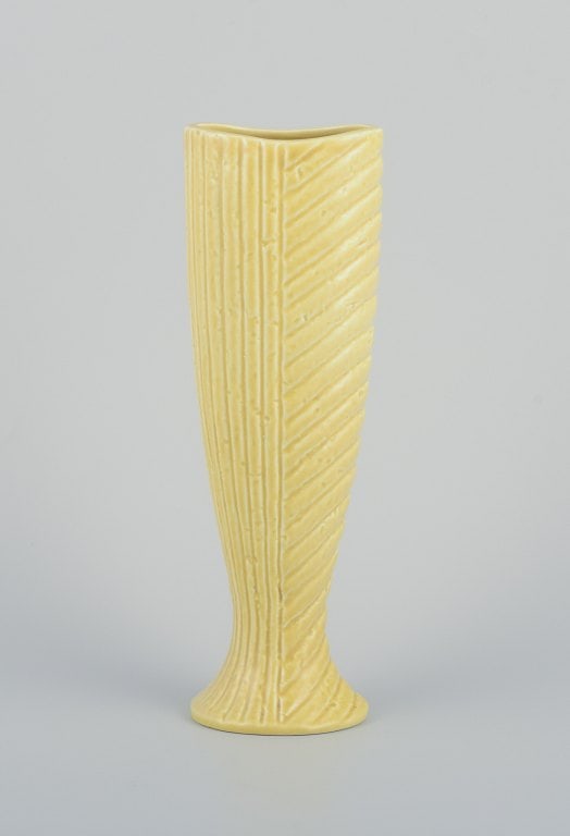 Gunnar Nylund for Rörstrand. Ceramic vase in chamotte clay. Rare shape. Yellow glaze. (1 of 8)