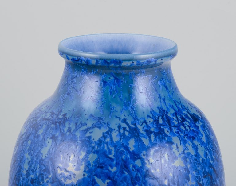 Sevres, France. Large unique porcelain vase with crystal glaze in blue shades. - 4