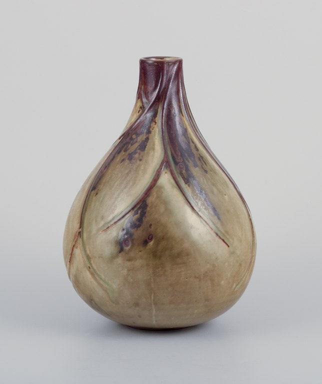 Axel Salto (1889-1961), onion-shaped vase in stoneware modeled with relief pattern, decorated with (1 of 9)